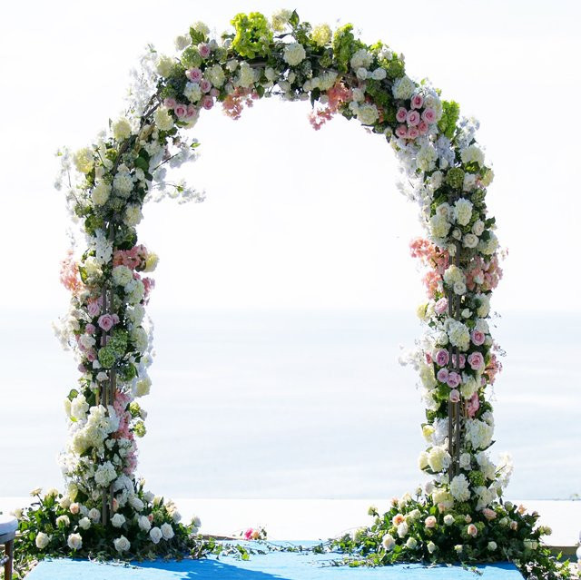 Metall Gartenbogen Weiß als Rankhilfe und Spalier für Hochzeiten und Dekoration, Höhe: 240 cm - Bild 1