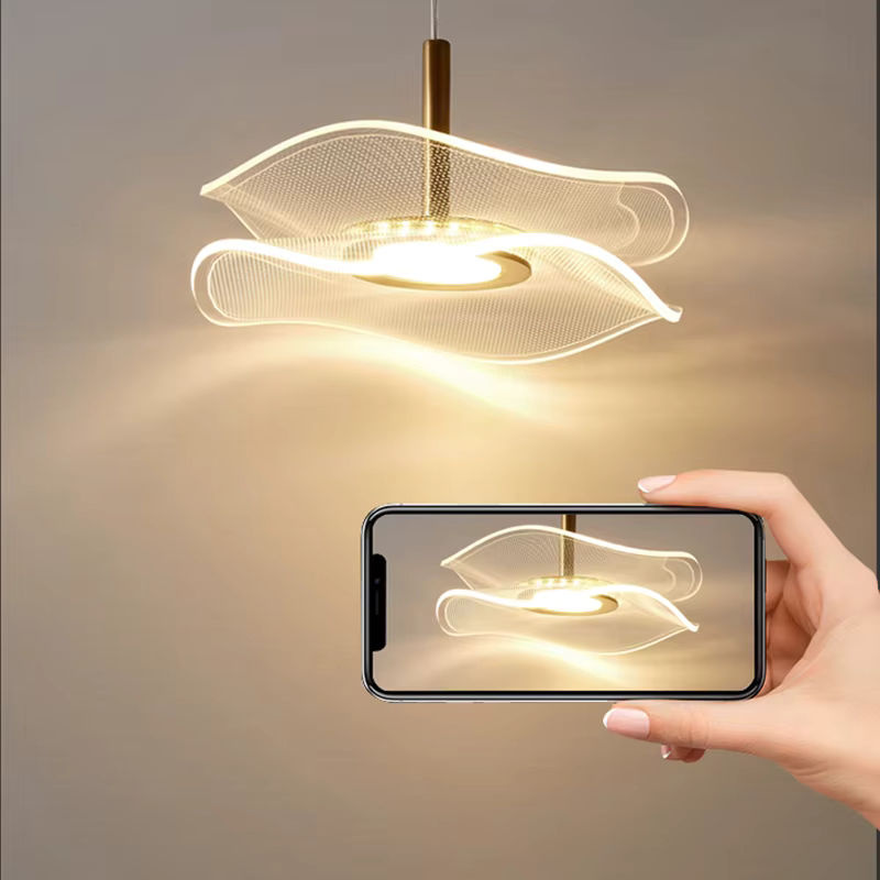 Glanz LED Pendelleuchte in Weiß für Esstisch, Wohnzimmer und Treppen im nordischen Design mit warmweißem Licht - Bild 4