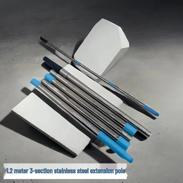 Teleskopischer Latexfarbenroller aus Wolle und Polyester in Grau und Silber für Innenwände - Bild 1
