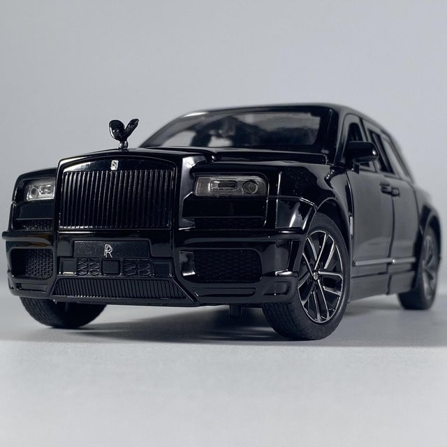 Linyi toy car Rolls Royce Curinnan Luxusauto, 1:32, Metall, mit Licht und Sound, schwarz, ab 18 Jahre - Bild 1