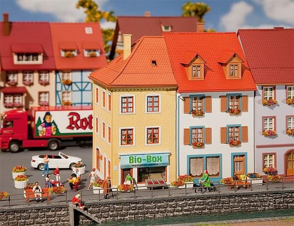 Faller 2 Kleinstadthäuser, 1:87 (Spur H0), Bunt / Mehrfarbig - Bild 1