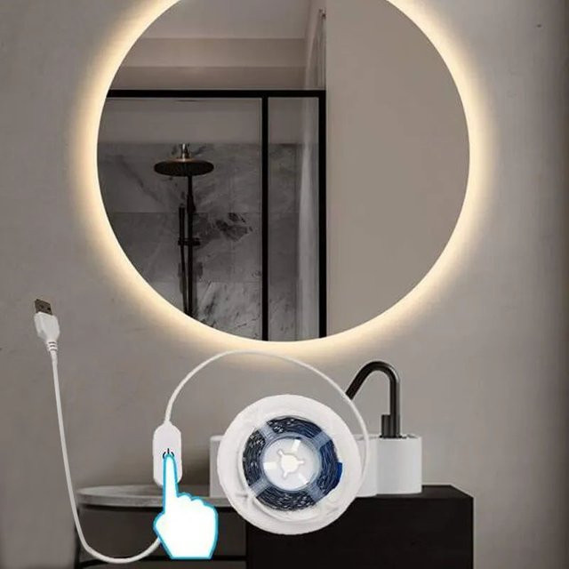 Dimmbare USB-LED-Lichtleiste 5V mit 30 LEDs/m für TV-Hintergrundbeleuchtung und Raumdekoration in Weiß - Bild 1