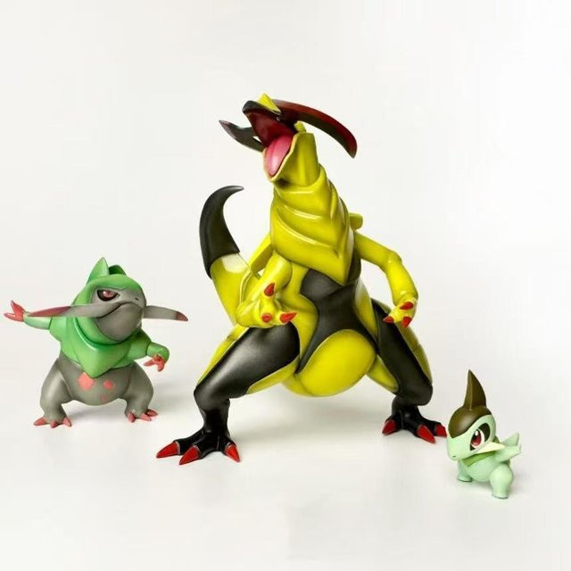 Pokémon Haxorus Actionfiguren, 3-teiliges Set, ab 14 Jahren - Bild 1