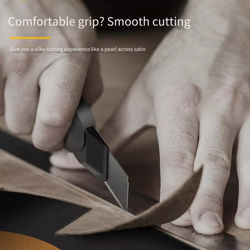 Deli Black Blade Universalmesser in Schwarz als Mehrzweck-Cutter zum Auspacken, für Tapeten und zum Papierschneiden - Bild 2