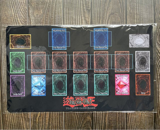 Yu-Gi-Oh Classic Trading Card Playmat, Fantasy, Bunt / Mehrfarbig