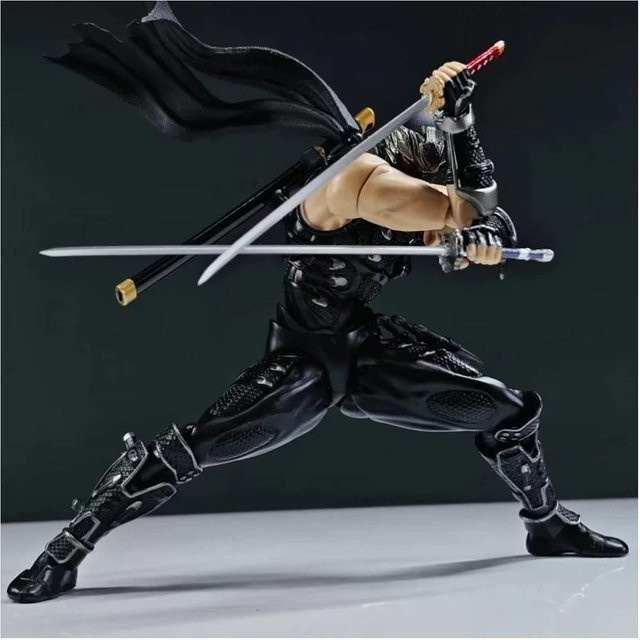 Revoltech Ryu Hayabusa Ninja Gaiden, Actionfigur, 1/12, ab 14 Jahren - Bild 1