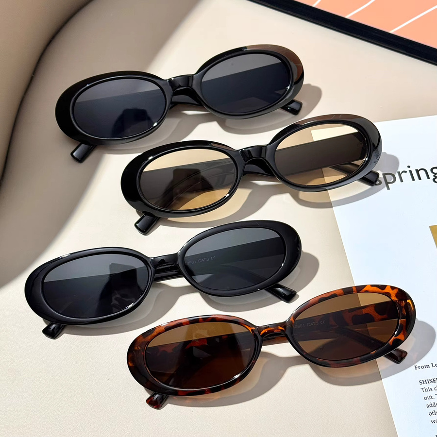 CAIPAI Sonnenbrille, oval, Vollrand, Kunststoff, schwarz, Damen - Bild 3