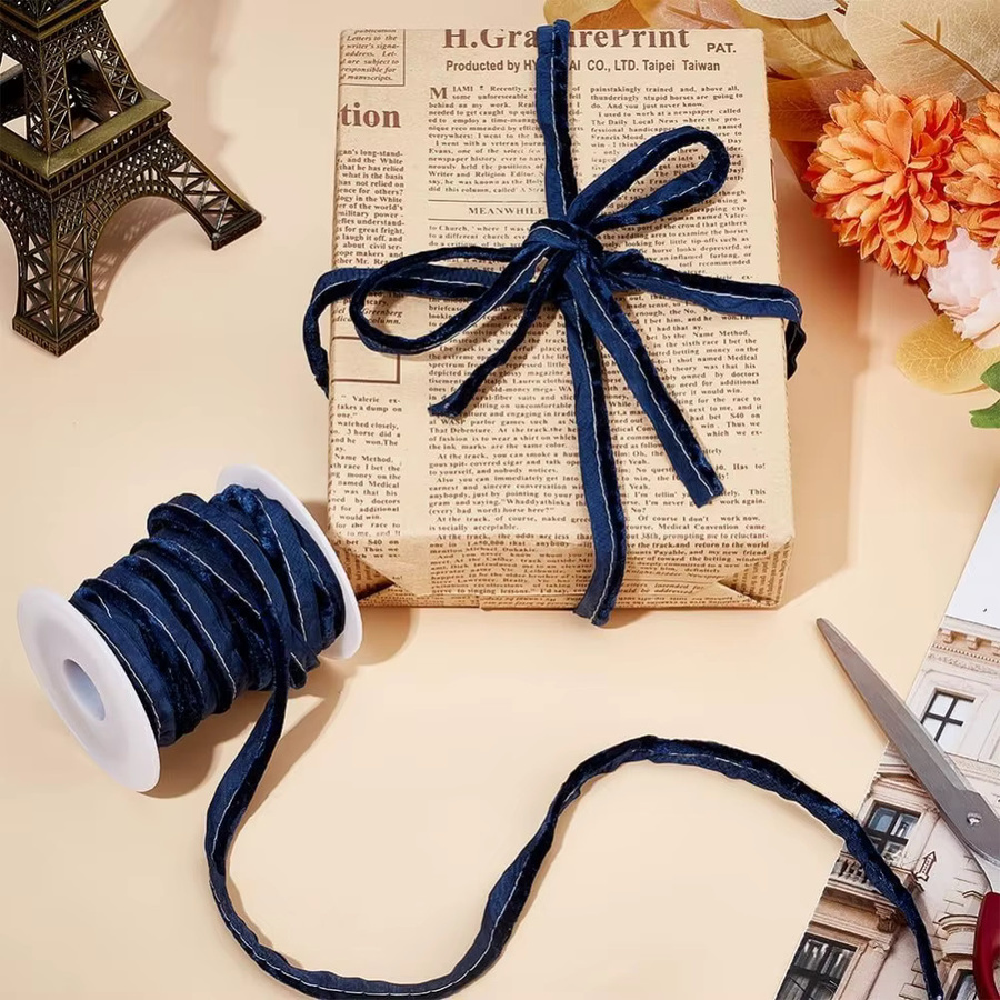 Blaues Samtband als Schrägbandbesatz mit Welting-Schnur für DIY, Nähen und Polstern, 10 Yards - Bild 4