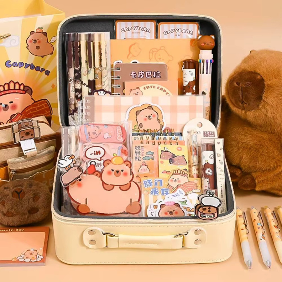 Capybara Briefpapier-Set und Federmäppchen als Geschenkbox für den Schulanfang in Mehrfarbig - Bild 4