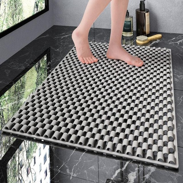 Rutschfeste Badezimmer Matte von Yiran Furniture in Grau, B/T: 65 x 35 cm - Bild 1