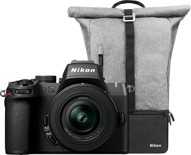 Nikon Z50 II spiegellose APS-C Kamera mit DX 16-50mm f/3.5-6.3 Objektiv und Rucksack in Schwarz - Bild 1
