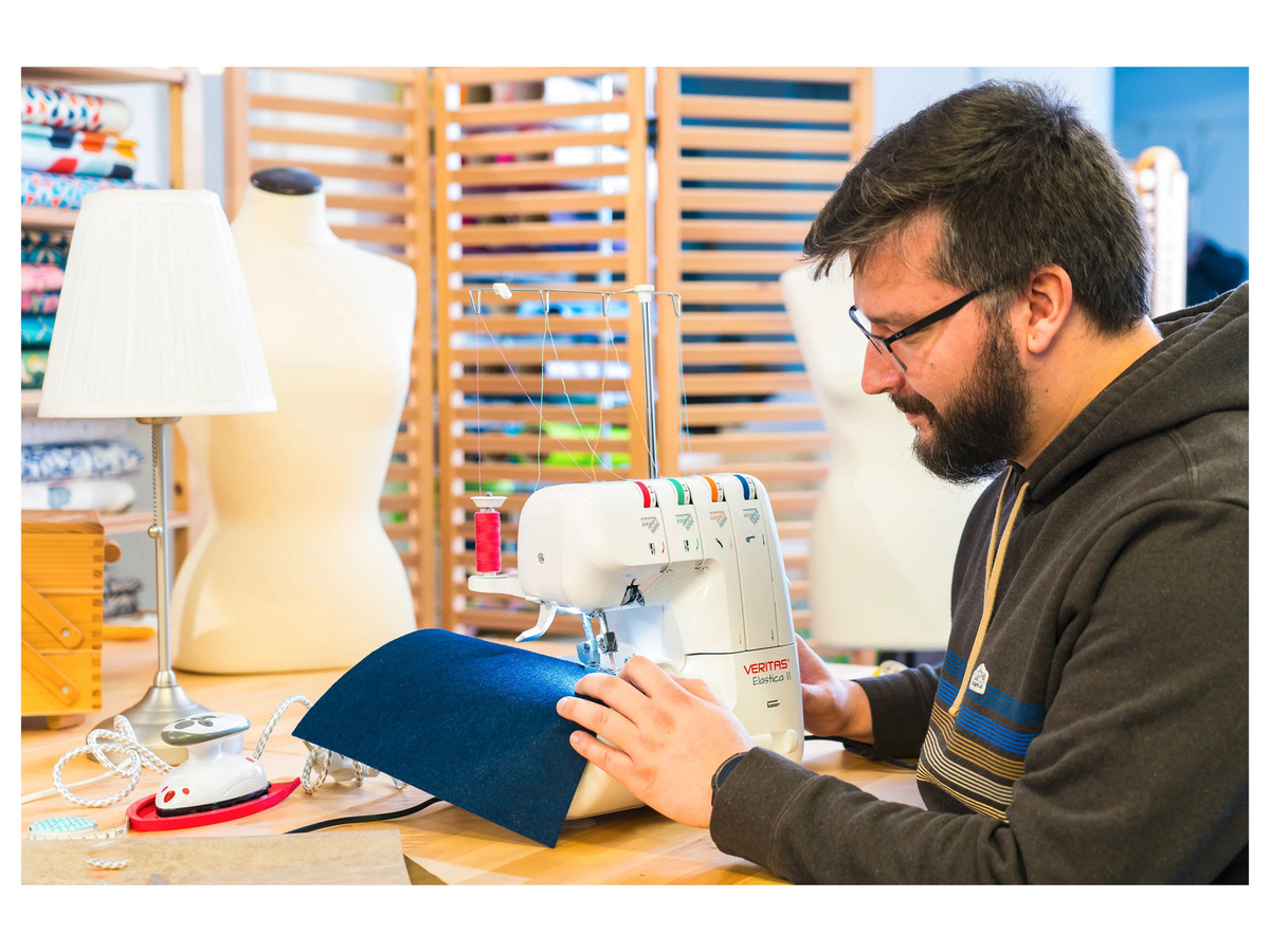 VERITAS Overlock-Nähmaschine Elastica II mit 75-1000 Stichen pro Minute - Bild 2