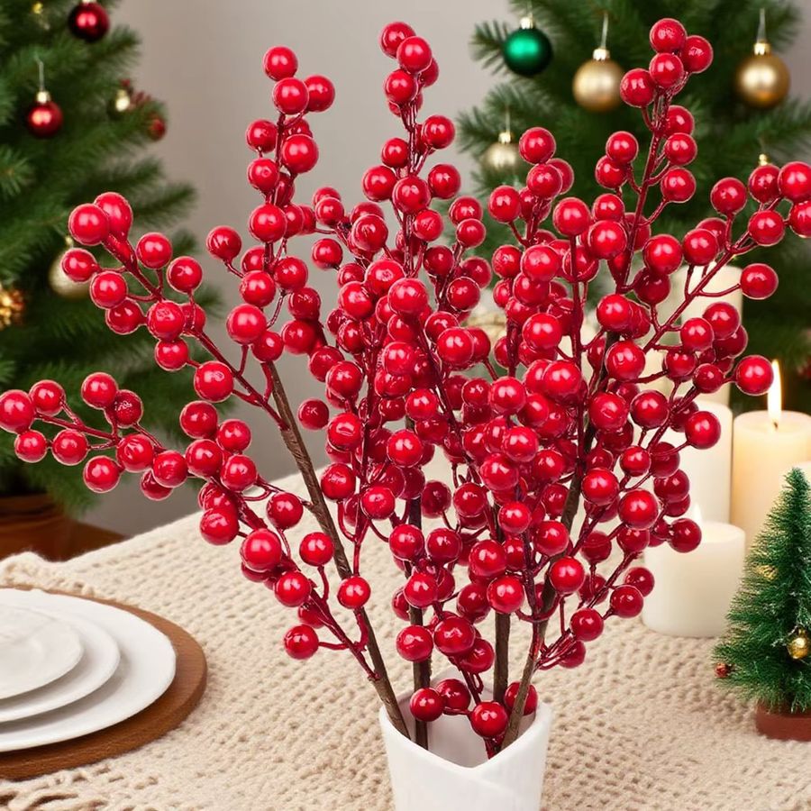 smr Künstliche Holly Pflanze mit roten Beeren für Weihnachtsdekoration und Tischgestecke, 2 oder 4 Stück - Bild 4