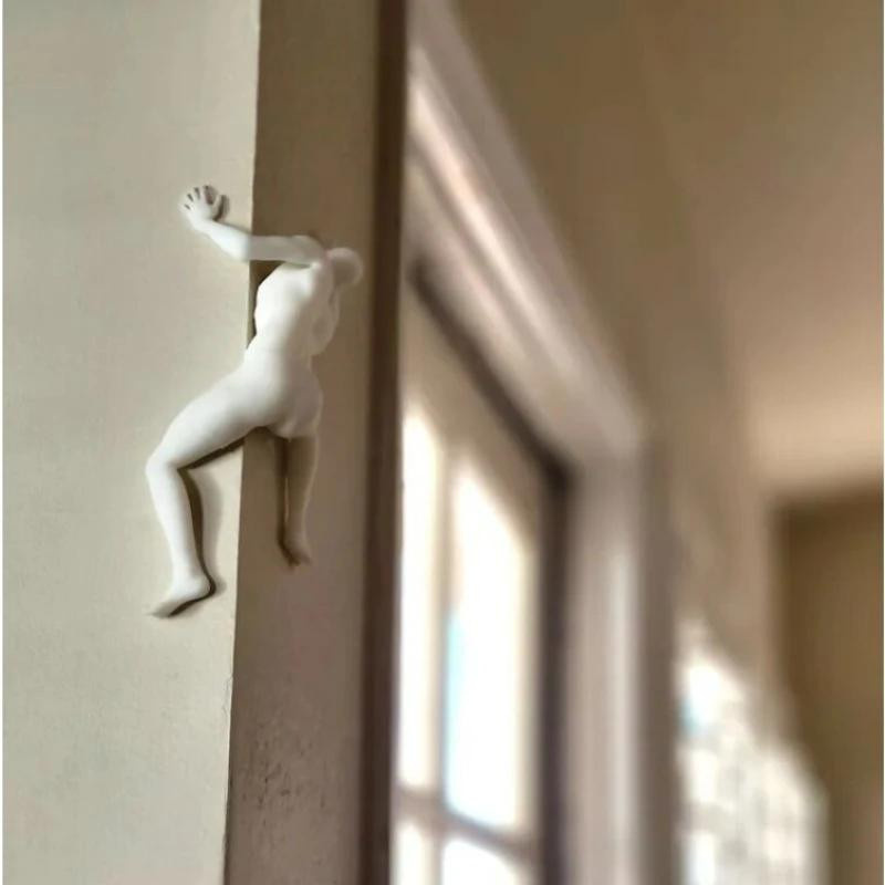 Personalisierte Wandfigur Bergsteiger aus Kunstharz als moderne Wanddekoration von Household supplies MH - Bild 3