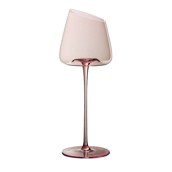 Set aus rosa Kristallglas-Rotweingläsern im Flamingo-Design mit kreativem Mund und konkavem Boden - Bild 5