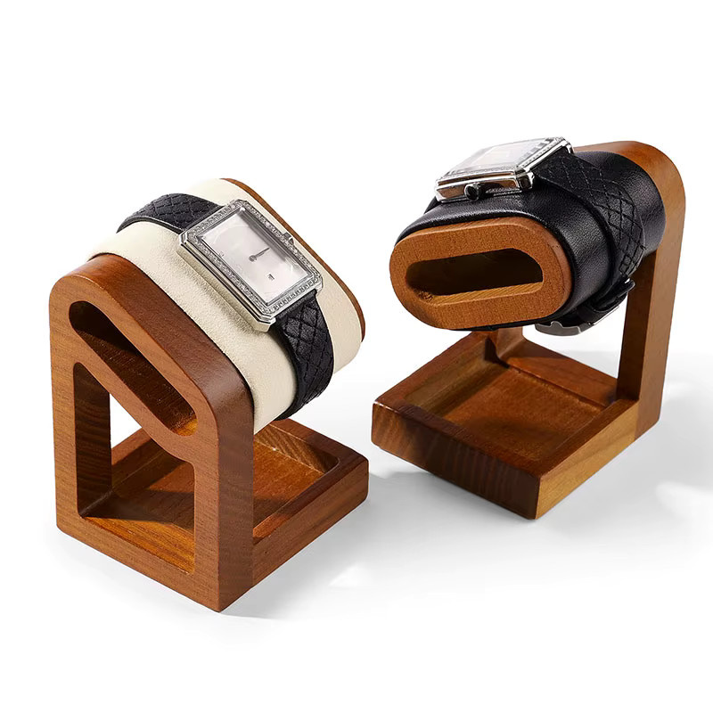 WoodTen Uhrenaufbewahrungsständer aus Massivholz für Ringe und Ohrringe in Beige oder Braun - Bild 2