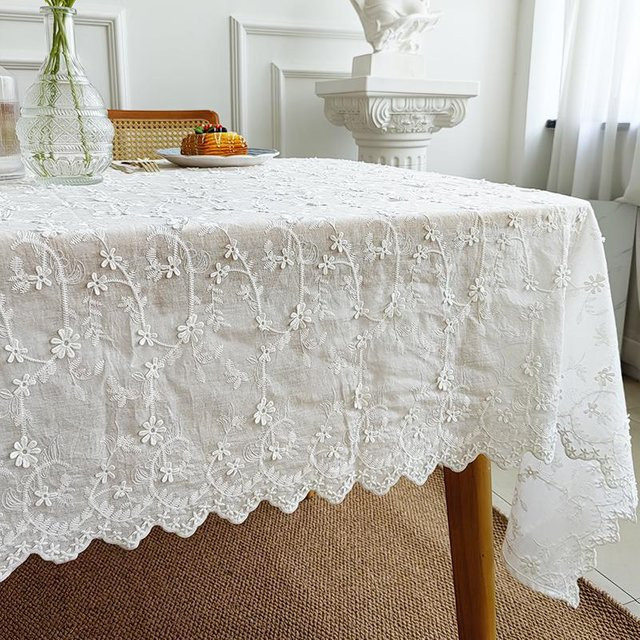 JMG Household Supplies Tischdecke aus Baumwolle mit 3D-Blumenmuster und Spitze in Weiß, B/B: 130 x 130 cm - Bild 1