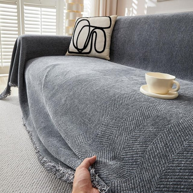 Nordischer Sofabezug von Your Warm Home in Grau, rutschfestes Sofatuch aus Mikrofaser für Haustiere und Kinder, B/T: 180 x 130 cm - Bild 1