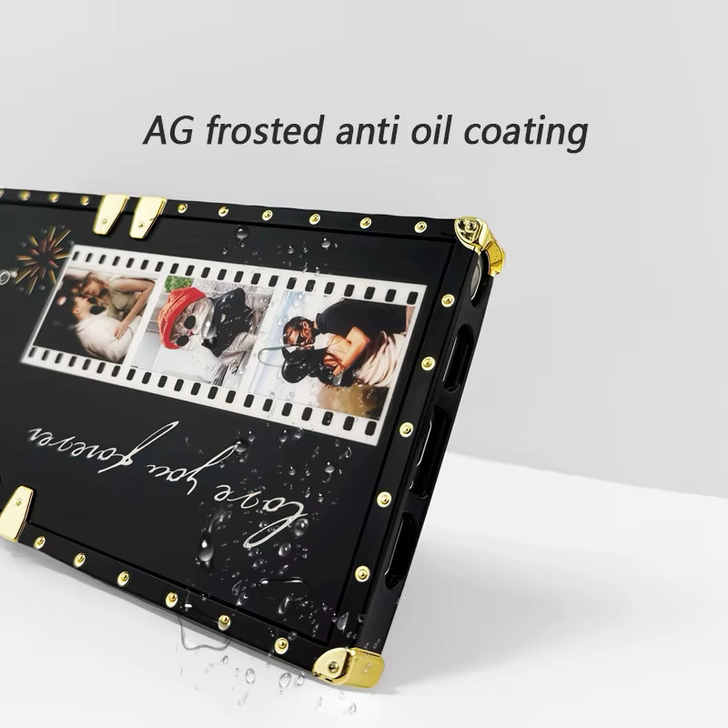 Quadratische galvanisierte Nieten-Telefonhülle für Apple iPhone Modelle in Schwarz - Bild 4