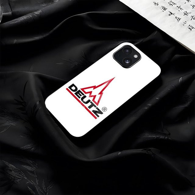 Handyhülle mit Deutz Traktor Motiv für iPhone 11 bis iPhone 17 Pro Max inklusive Glasabdeckung in Weiß - Bild 1