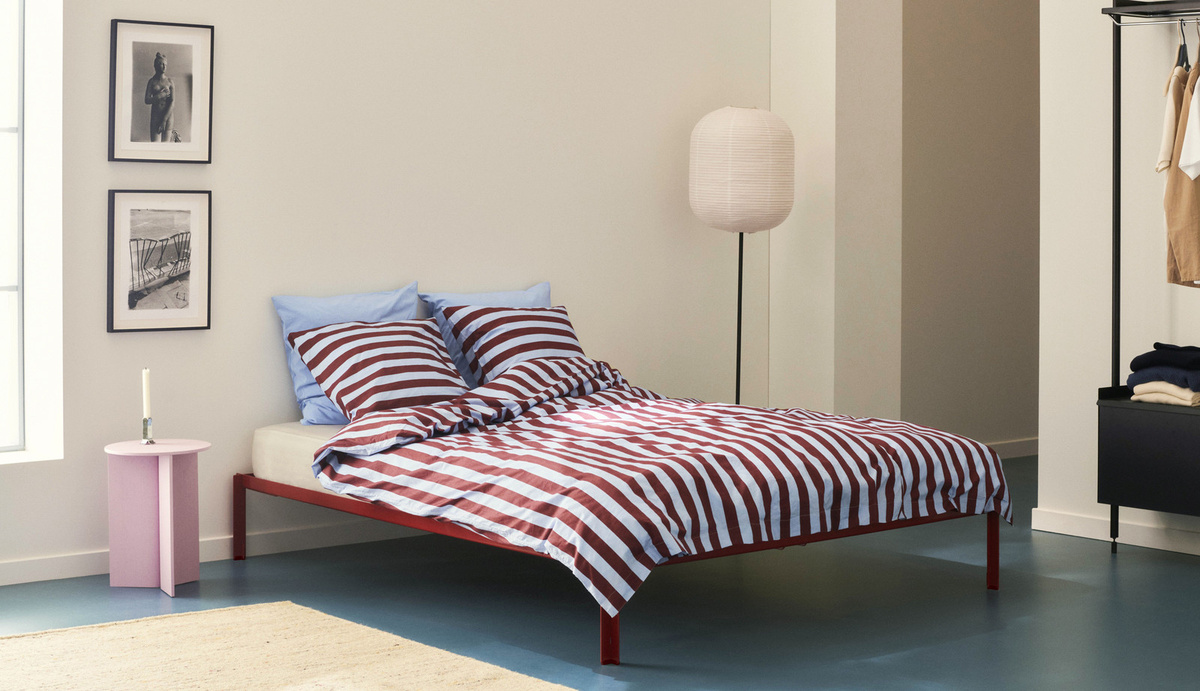 HAY Connect Bed aus Metall in Rot im Industrial Design, pulverbeschichtet - Bild 2