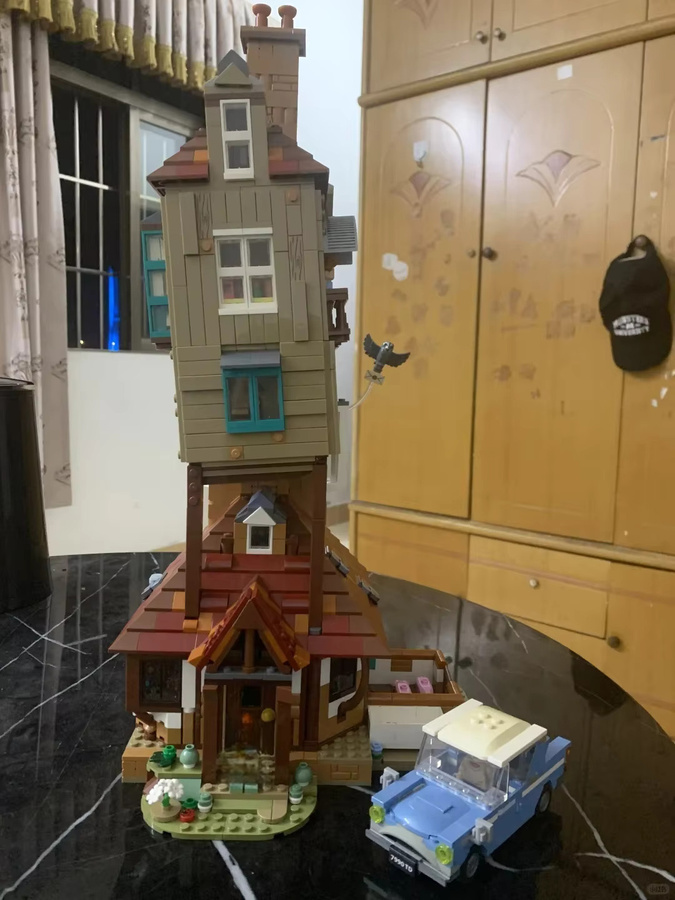 Potdemiel The Burrow Filmhaus-Modell Desktop-Deko-Ornament in Multicolour - Bild 2