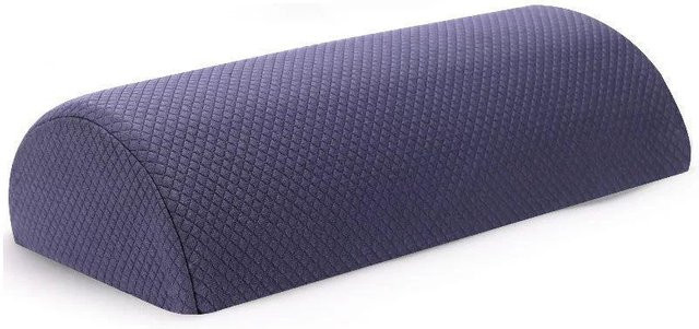 Modern Home Furnishing Komfort Nackenkissen aus Memory-Schaum mit Baumwollbezug als Lendenstützkissen in Violett - Bild 1
