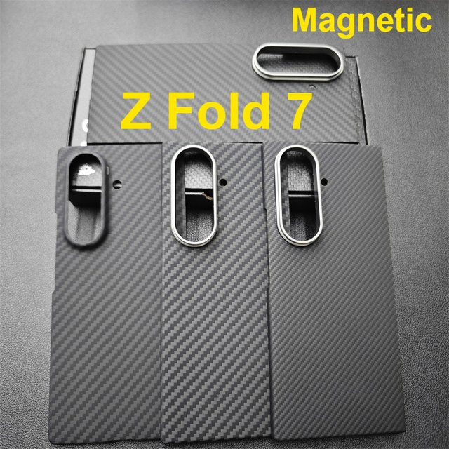 Aramid Magnetische Hülle für Samsung Galaxy Z Fold 7 in Schwarz mit Kohlefaser-Abdeckung und MagSafe-Kompatibilität - Bild 1