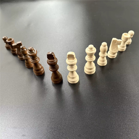 Yernea Schachspiel, Massivholz, Strategiespiel