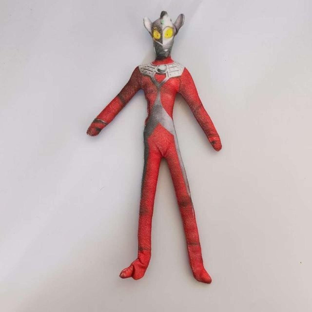 Yiran toy Ultraman Tiga Belial Cosplay Plüschpuppe, 28cm, ab 18 Jahre - Bild 1