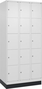 C+P Schließfachschrank Classic PLUS mit Sockel, 3 Abteile, Farbe: Verkehrsweiß und Schwarz, H x B x T: 195 x 90 x 50 cm - Bild 1