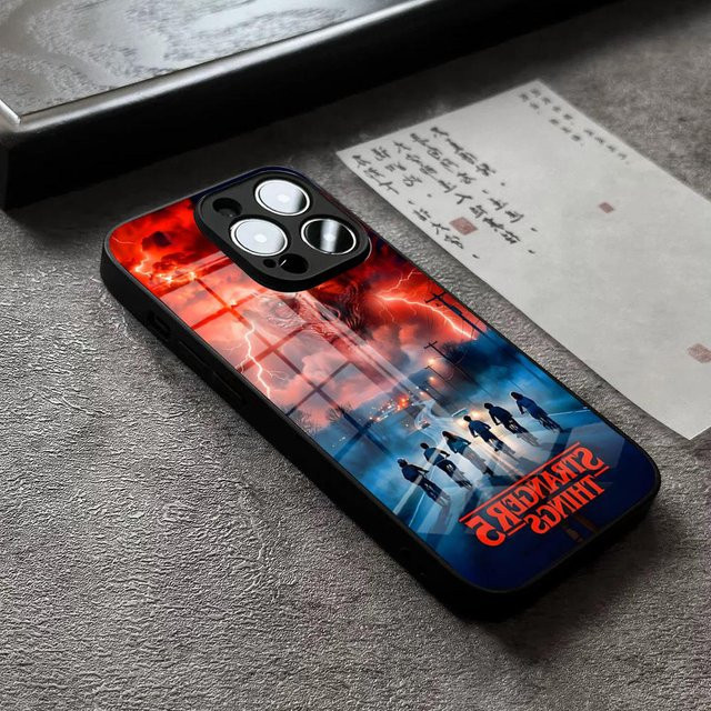 Potdemiel Handyhülle mit Seltsamen Monstern für iPhone 17 16 15 14 13 12 Pro Max XR Multicolor mit Glas-Silikon-Rahmen - Bild 1