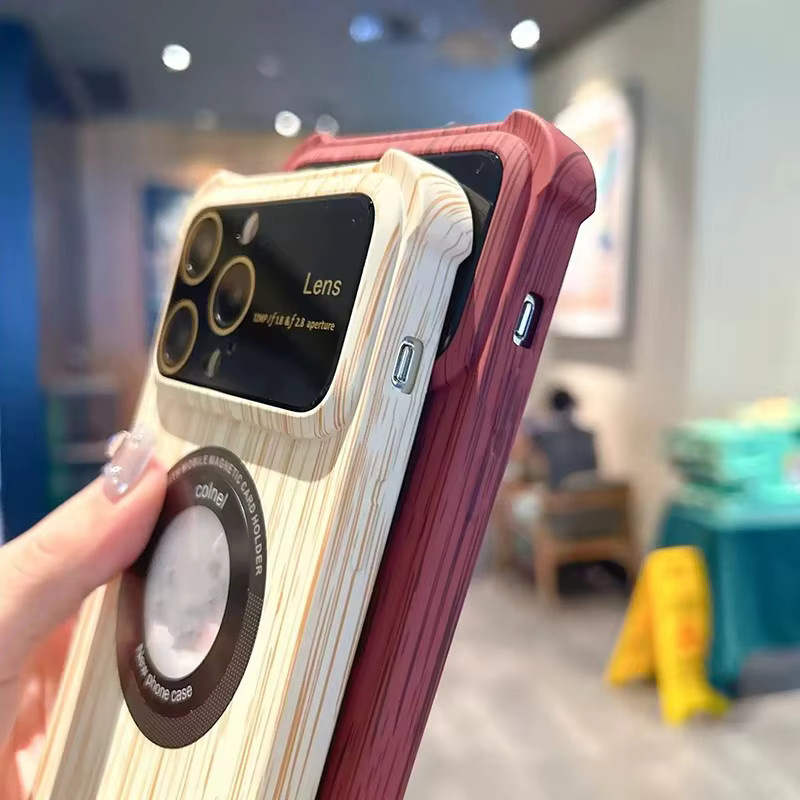Stoßfeste Handyhülle mit Holzmaserung und Objektivschutz für iPhone 15 Pro Max, iPhone 13 Pro Max, iPhone 12 und iPhone 11 in Braun - Bild 5