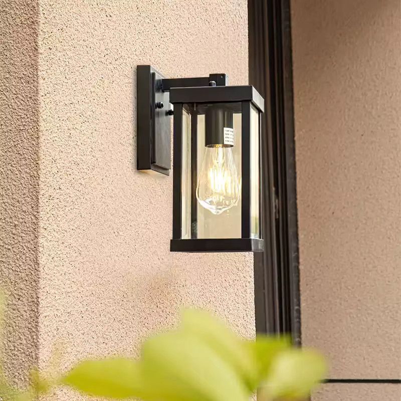 Wecus Retro Außenwandlampe aus Metall in Schwarz mit transparentem Glas für Balkon und Garten - Bild 2