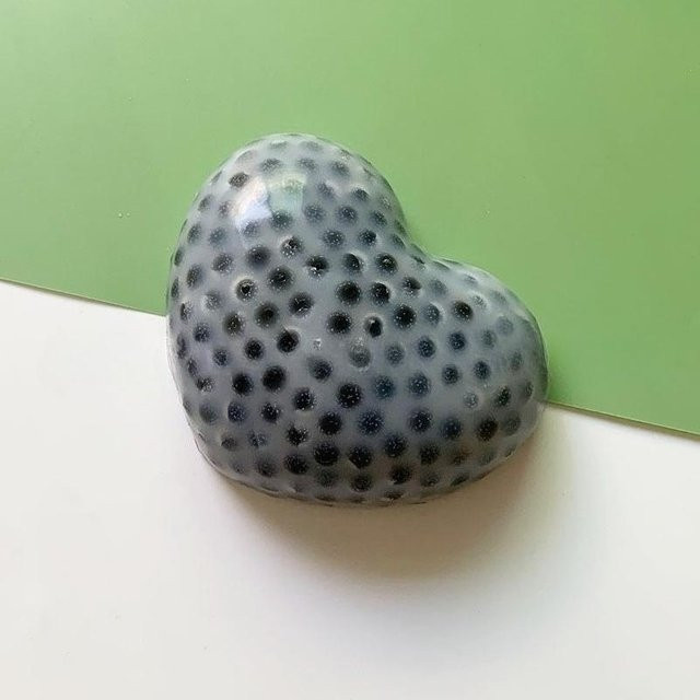 Commodity Jewel Lustiger Liebe Squishy Pickel, Quetschspielzeug, gray - Bild 1