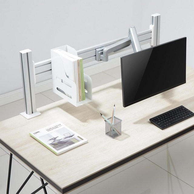 InLine Slatwall Montagekomponente Gelenkarm für LCD-Displays in Weiß, passend für Bildschirmgrößen von 43,2 bis 81,3 cm (17-32 Zoll) mit VESA 100 x 100 mm - Bild 1
