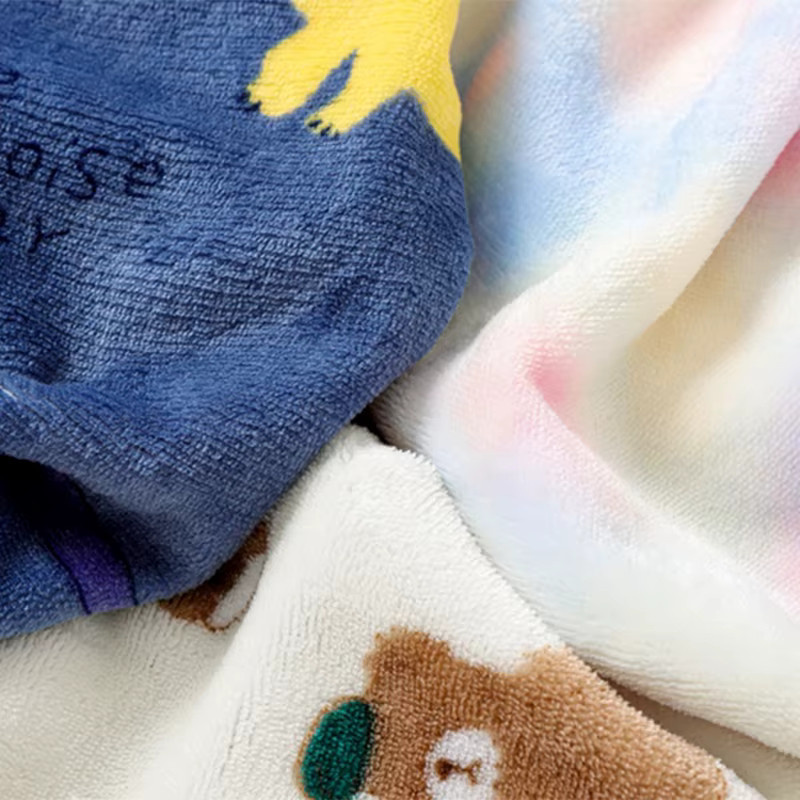 Weiche Babydecke für Neugeborene mit Cartoon-Motiv in Pink von childdkivy für Herbst und Winter - Bild 2