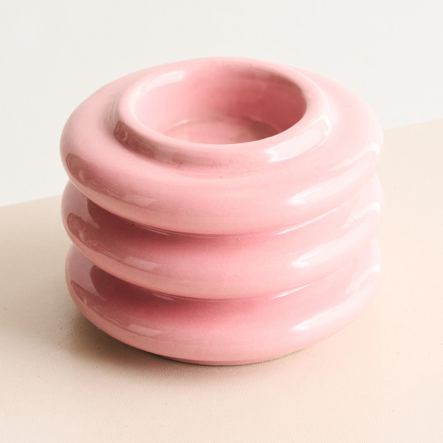 Minimalistischer Keramik Kerzenhalter für Teelicht von BLUME2000 in Rosa, Höhe: 8,5 cm, Breite: 8,5 cm, Tiefe: 6,0 cm - Bild 1