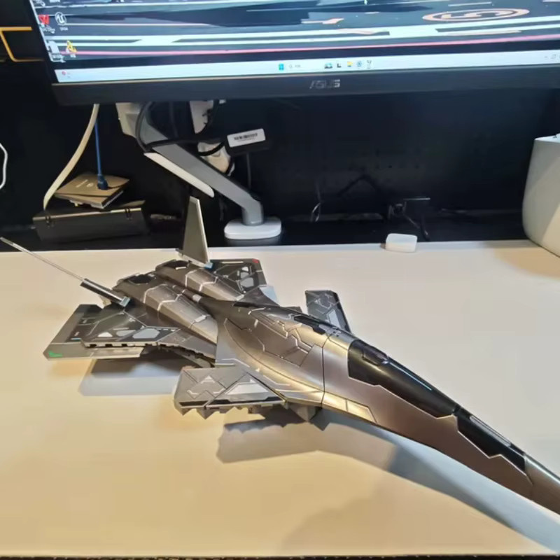 Bandai Baidi Aerospace Fighter South Gate Plan, Bausatz, 1:144 Maßstab - Bild 3