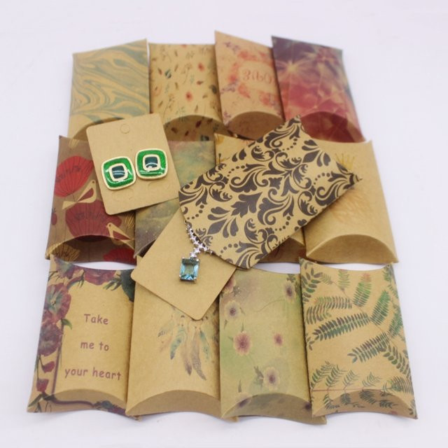 10 Stück handgefertigte DIY-Kissenboxen mit Sichtfenster in Weiß, B/T/H: 8 x 5,5 x 2 cm - Bild 1