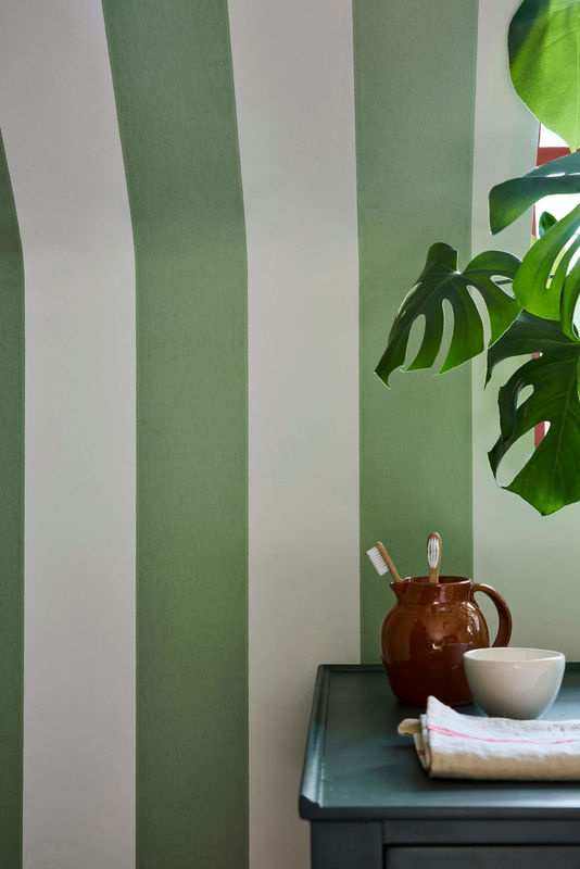 Little Greene Tapete Broad Stripe in Pea Green mit klassischem Streifenmuster aus Vlies - Bild 2