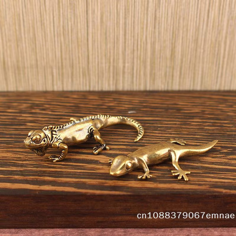 ZYAS Gecko-Figur als Wohndekor in Antik-Messing Gold aus Metall - Bild 2