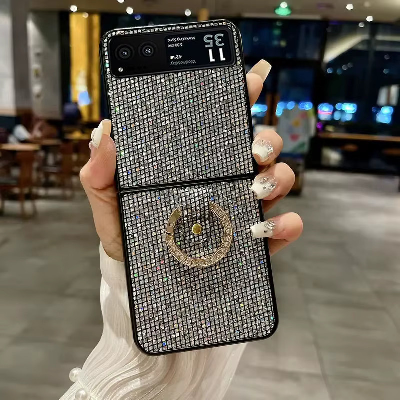 Glänzende Motorola Moto Razr 40 und Razr 40 Ultra Handyhülle mit Gittermuster und roten Strasssteinen sowie Ring-Halterung - Bild 2