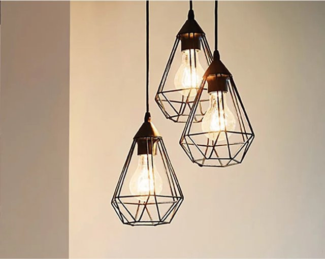 Eglo Pendelleuchte Tarbes in Schwarz, 3-flammig, Vintage Design aus Stahl, Durchmesser: 31 cm - Bild 1