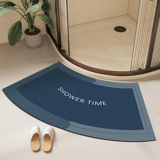Fächerförmige Badezimmer-Fußmatte von Yiran Furniture, saugfähige und rutschfeste Duschmatte aus Polyester, B/T: 75 x 40 cm - Bild 1