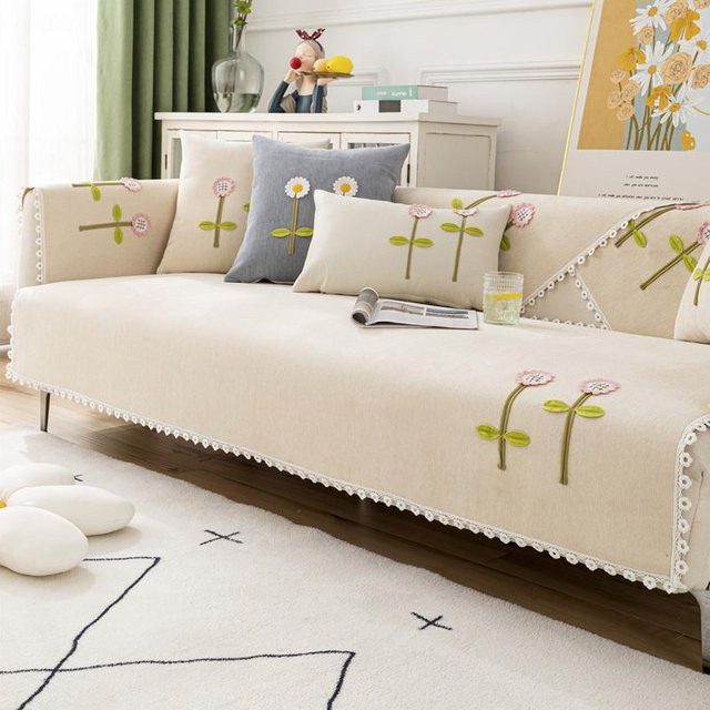 Super Six Modernes Sofa Kissen mit Blumenstickerei aus Flanell, quadratisch, B/B: 90 x 90 cm - Bild 1