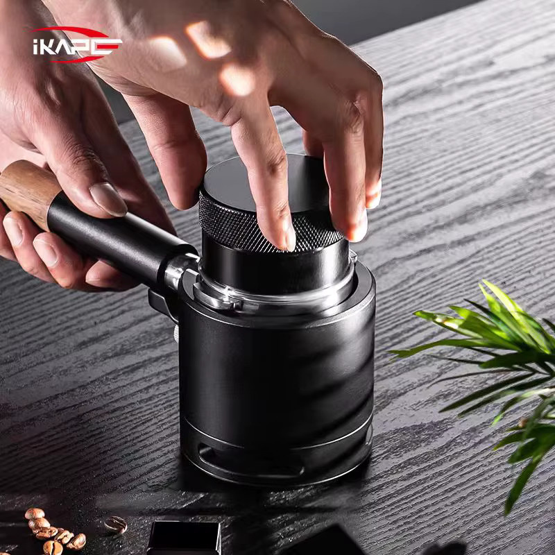 IKAPE Kaffee-Verteiler Schwerkraft-Verteiler in Schwarz, passend für 51mm, 54mm und 58mm Espresso Bottomless Siebträger - Bild 3