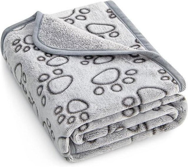 Warme Flanell-Haustierdecke von Var Vogue mit Fußabdruck-Prägung für Hunde und Katzen, Grau, B: 76 cm, L: 104 cm - Bild 1