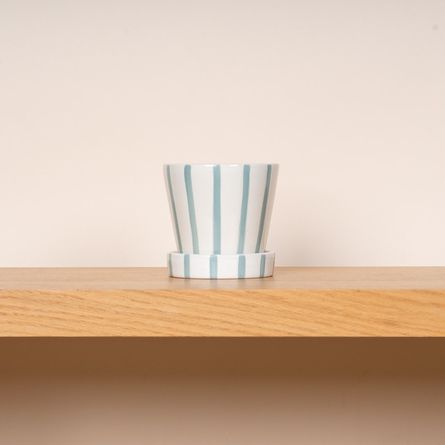 Moderner Keramik Pflanztopf von BLUME2000 mit Streifendesign in Weiß/Grau, Tischtopf, Höhe: 10,5 cm, Breite: 10,5 cm, Tiefe: 10,5 cm - Bild 1