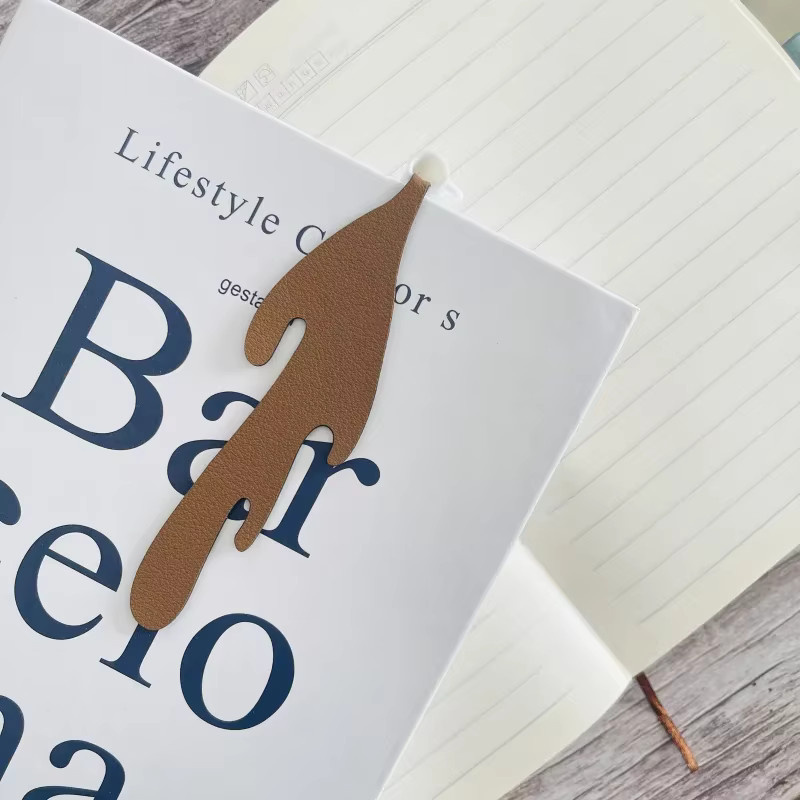 Lustiges Eckmarker-Lesezeichen in Kaffeeform aus Kunststoff, braun, ideal als Geschenk für Kinder und Studenten - Bild 3